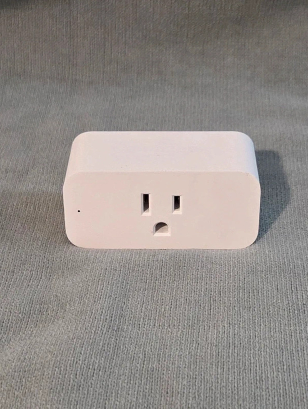 White Smart Plug Outlet Adapter with Power Button - Picture 2 of 3